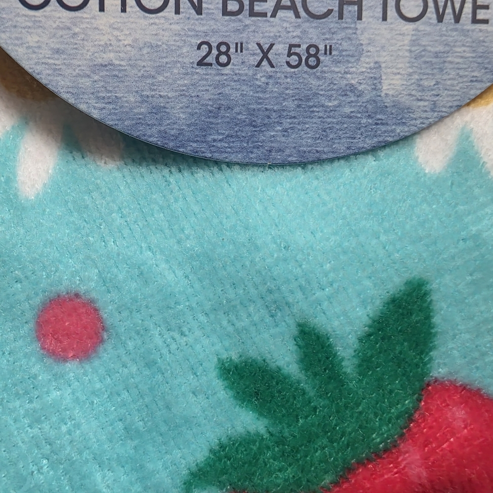 Strawberry Beach Towel-NWT - Picture 2 of 5